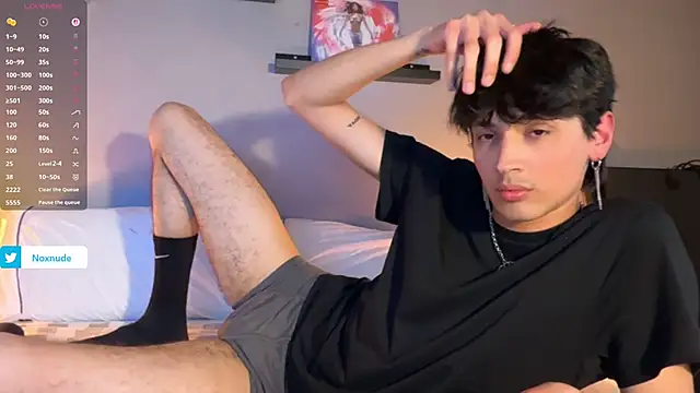 Snapshot of noxnude chatting on 05-15-26, 10:28 noxnude online show from 05-15-26, 10:28