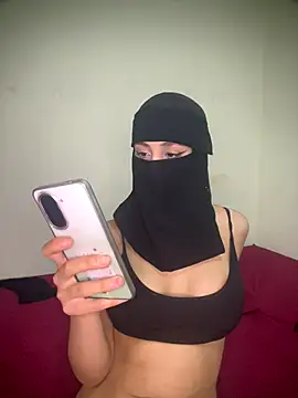 Snapshot of arabayla chatting on 12-18-25, 02:28 arabayla online show from 12-18-25, 02:28