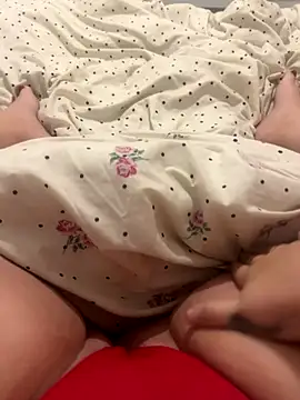 Snapshot of sluttybabex chatting on 11-23-25, 01:49 sluttybabex online show from 11-23-25, 01:49