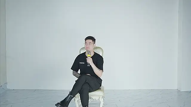 OUBA-panda online show from 11-25-25, 07:19