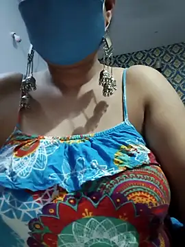 Here maya online show from 03-11-26, 07:09