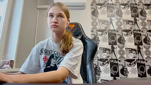 helgicuteness online show from 01-06-26, 11:14