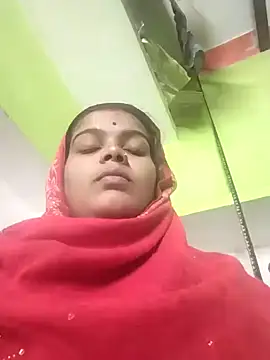 Snapshot of Curvy_Tanishka chatting on 12-02-25, 03:07 Curvy Tanishka online show from 12-02-25, 03:07