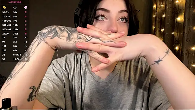 Meowluly online show from 02-02-26, 09:24