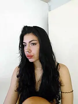 Snapshot of ArgentinaShani chatting on 01-13-26, 06:35 ArgentinaShani online show from 01-13-26, 06:35