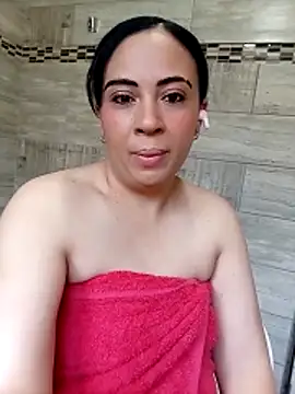 sexymaxine15 online show from 11-26-25, 04:13