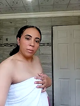 sexymaxine15 online show from 12-02-25, 04:29