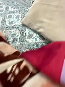 Alive045 online show from 11-28-25, 04:42