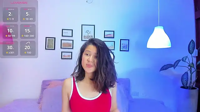 Snapshot of Skyy_bloom chatting on 04-05-26, 12:13 Skyy bloom online show from 04-05-26, 12:13