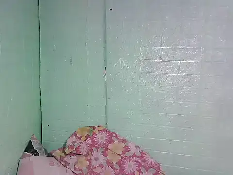 Smilinglovely online show from 06-21-26, 11:18