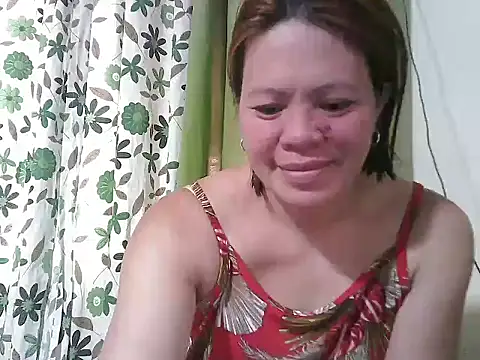 Smilinglovely online show from 06-22-26, 05:04