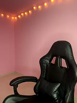 Davne  online show from 11-30-25, 09:08