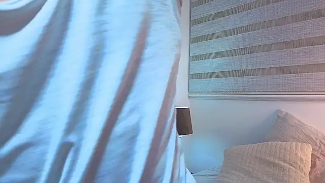 Maxx cooper online show from 11-25-25, 01:38