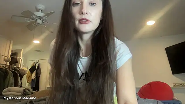 MysteriousMadam online show from 01-17-26, 01:21