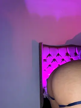 KarolRojas 22 online show from 12-04-25, 12:31