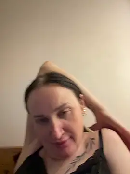 Snapshot of TomilaSi chatting on 01-17-26, 11:52 TomilaSi online show from 01-17-26, 11:52