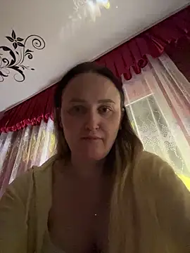 Snapshot of TomilaSi chatting on 02-03-26, 11:21 TomilaSi online show from 02-03-26, 11:21