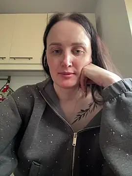 Snapshot of TomilaSi chatting on 03-01-26, 03:25 TomilaSi online show from 03-01-26, 03:25