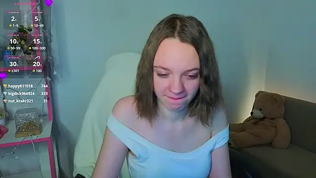 Snapshot of Olivia_Riesz chatting on 02-03-26, 06:40 Olivia Riesz online show from 02-03-26, 06:40