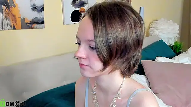 Snapshot of Olivia_Riesz chatting on 05-09-26, 01:11 Olivia Riesz online show from 05-09-26, 01:11
