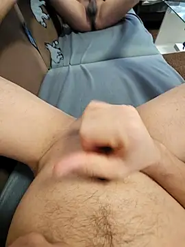 Snapshot of sikmaboy69 chatting on 12-02-25, 12:43 sikmaboy69 online show from 12-02-25, 12:43