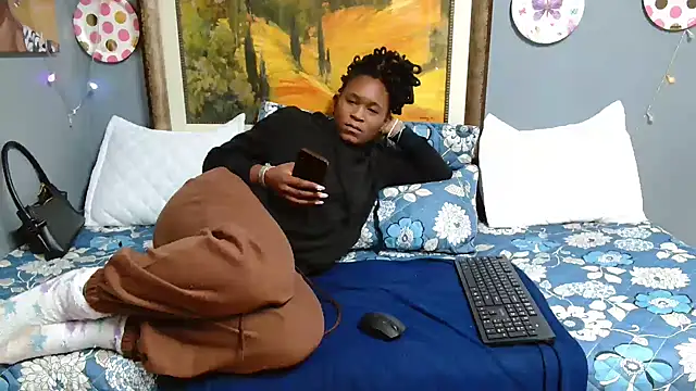 JuicyEbonyGoddess online show from 02-13-26, 08:27