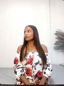 KeiraFox9 online show from 12-04-25, 06:44