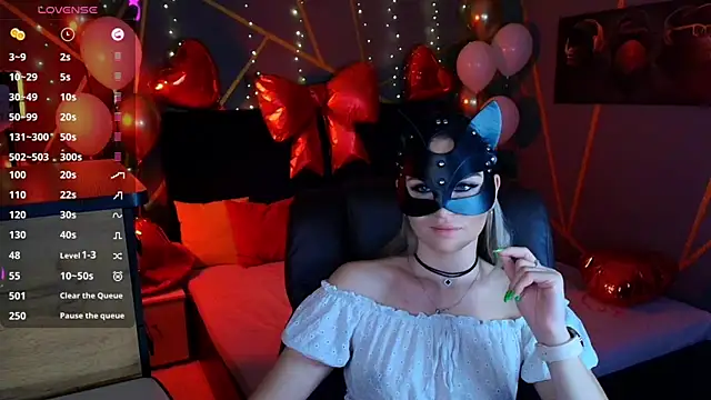 Snapshot of _Sweet__Cat_ chatting on 02-13-26, 04:03 Sweet Cat online show from 02-13-26, 04:03