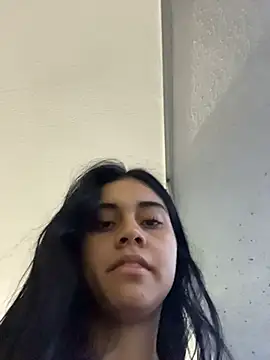 Snapshot of Miia_moonn chatting on 11-30-25, 10:52 Miia moonn online show from 11-30-25, 10:52