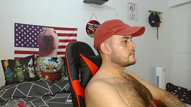 Snapshot of holegape chatting on 12-16-25, 03:33 holegape online show from 12-16-25, 03:33