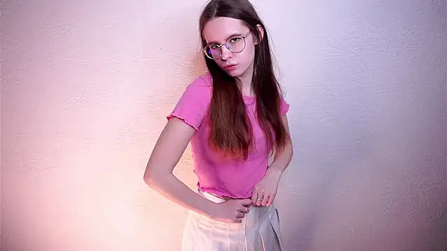 GennieKelso online show from 12-01-25, 03:17