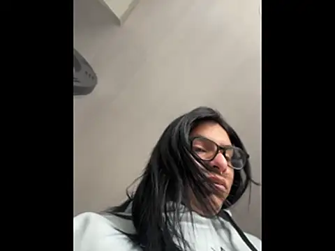 Snapshot of SaraAndrade_ chatting on 01-09-26, 03:48 SaraAndrade online show from 01-09-26, 03:48