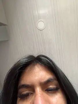 Snapshot of SaraAndrade_ chatting on 03-09-26, 02:21 SaraAndrade online show from 03-09-26, 02:21