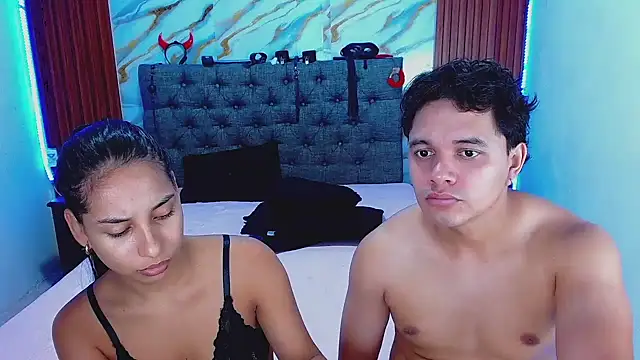 Snapshot of Meryandcris chatting on 05-06-26, 05:57 Meryandcris online show from 05-06-26, 05:57