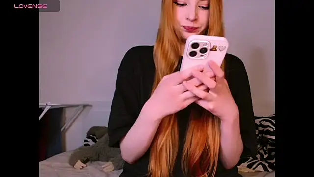 Snapshot of _Milana_Sparkl75_ chatting on 03-03-26, 09:31 Milana Sparkl75 online show from 03-03-26, 09:31