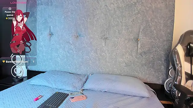 Evangelinne  hell online show from 12-05-25, 02:36