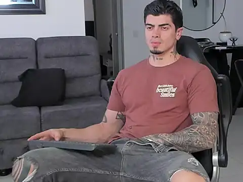 Snapshot of _mrcock__ chatting on 06-23-26, 07:12 mrcock online show from 06-23-26, 07:12
