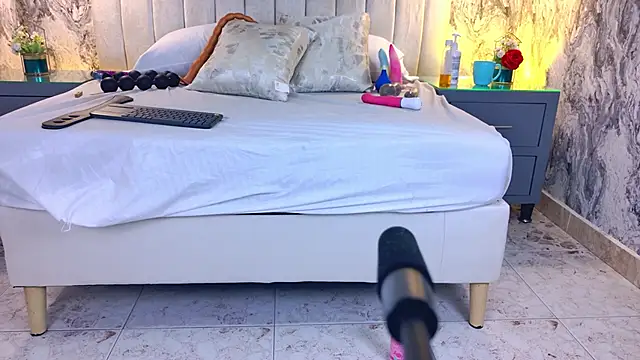 Snapshot of cata_muakgb chatting on 03-10-26, 03:28 cata muakgb online show from 03-10-26, 03:28