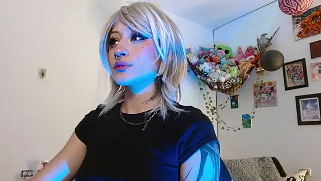 Snapshot of Layla_quinn chatting on 02-17-26, 04:46 Layla quinn online show from 02-17-26, 04:46