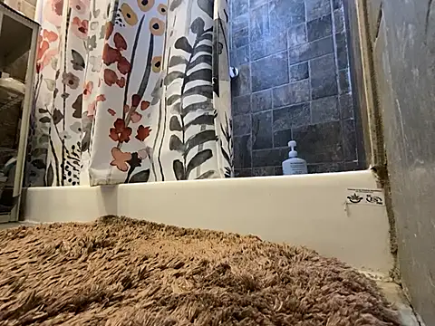 Snapshot of xxxenzo1 chatting on 03-15-25, 04:54 xxxenzo1 online show from 03-15-25, 04:54