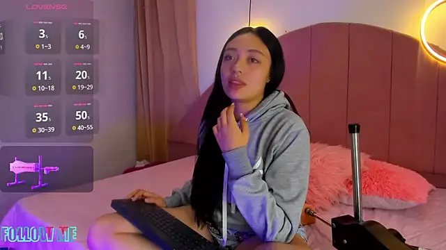 Snapshot of zammy_brown chatting on 02-07-26, 03:32 zammy brown online show from 02-07-26, 03:32