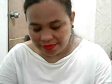 cutechubby online show from 05-17-26, 10:44