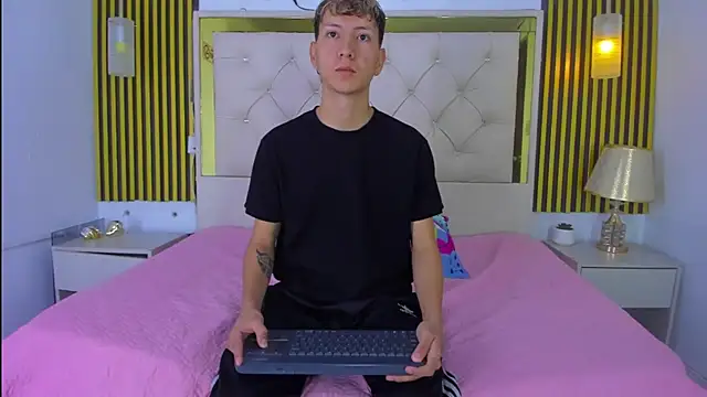 sammysex- online show from 11-25-25, 06:24