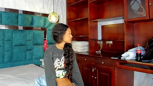  bonnyandclyde online show from 04-07-26, 12:38