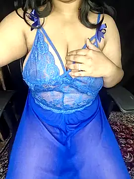 Curvy Pooja online show from 03-24-26, 05:51