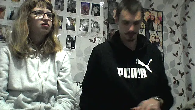 Snapshot of PS0883 chatting on 11-25-25, 07:25 PS0883 online show from 11-25-25, 07:25