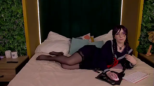 YukiNort online show from 04-20-26, 06:20