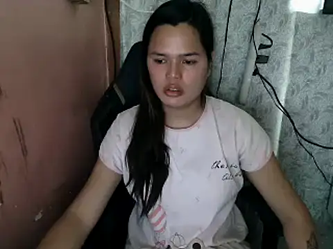 Snapshot of urSweetheart chatting on 02-03-26, 01:26 urSweetheart online show from 02-03-26, 01:26