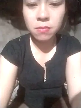 Snapshot of tieutam122 chatting on 02-05-26, 01:27 tieutam122 online show from 02-05-26, 01:27