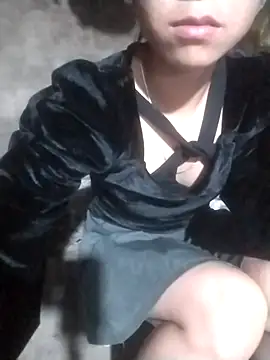 Snapshot of tieutam122 chatting on 03-11-26, 10:49 tieutam122 online show from 03-11-26, 10:49